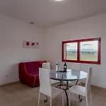 بيت للعطل Domaine Du Mas Du Pont Le Crès
