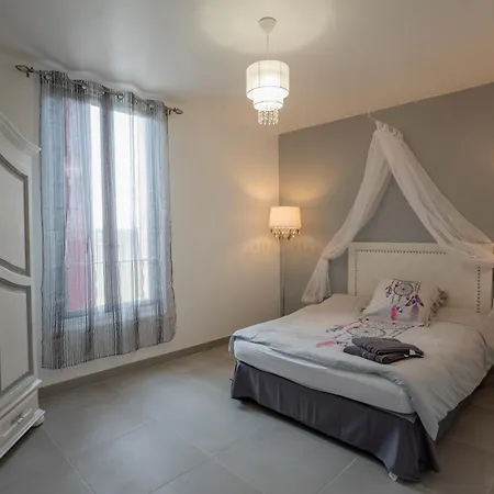 Domaine Du Mas Du Pont Holiday home *
