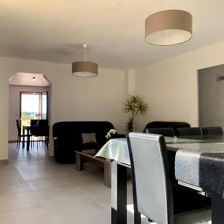 Domaine Du Mas Du Pont Holiday home Le Cres